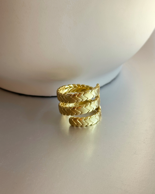 ANILLO ESPIRAL DORADO
