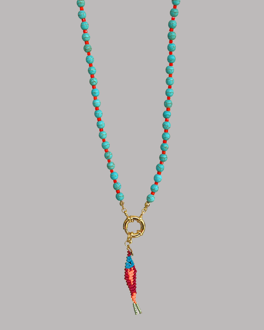 COLLAR LARGO DE TURQUESAS Y PEZ