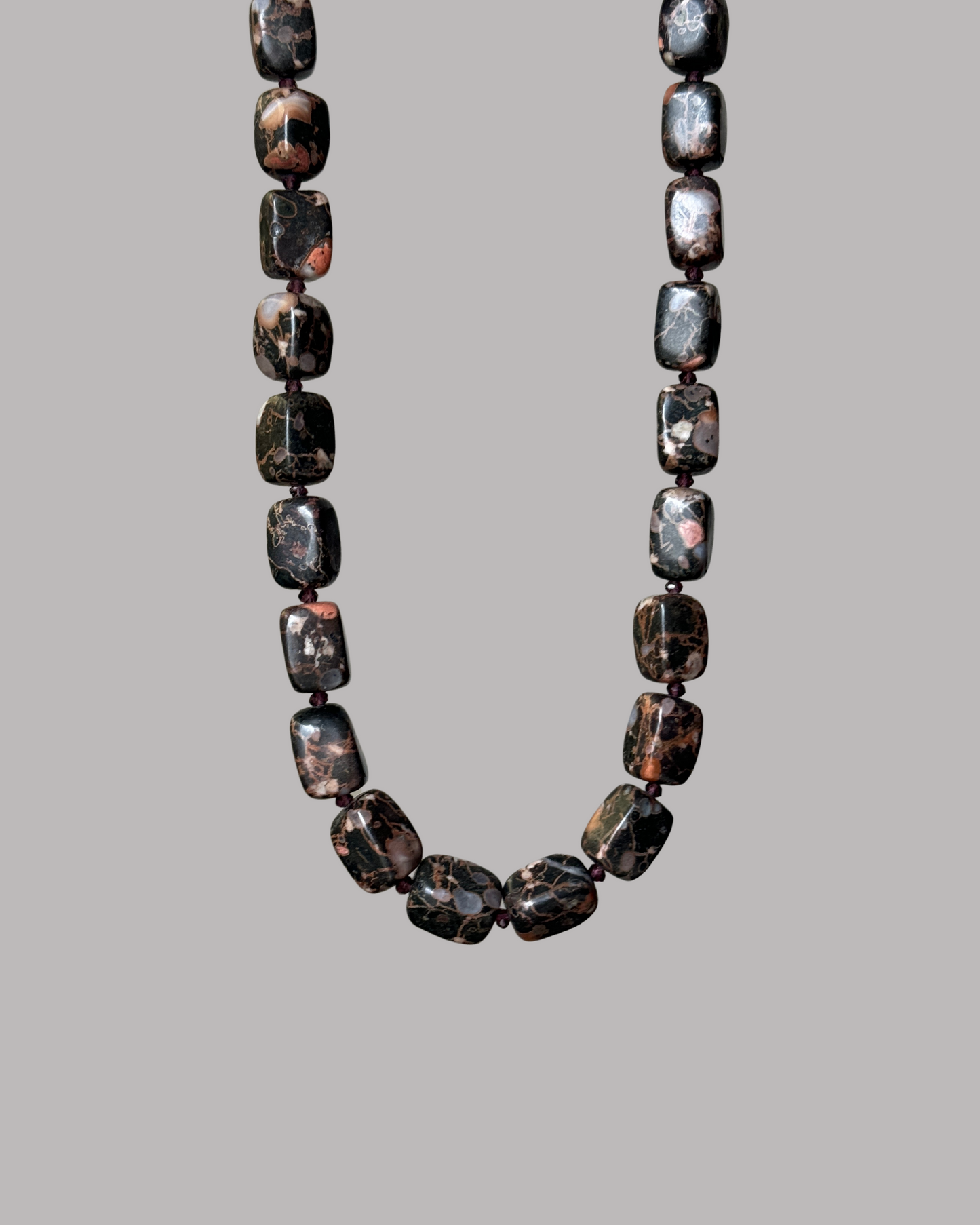 COLLAR PIEDRAS NEGRAS MALMOLEADAS