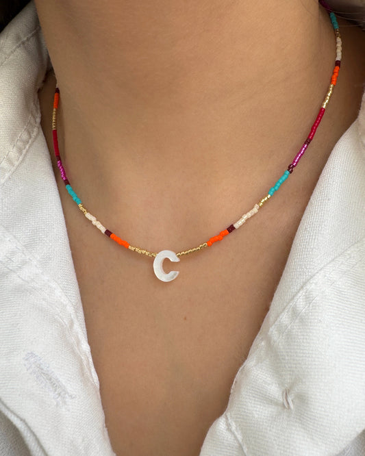 COLLAR INICIAL MULTICOLOR MIYUKI